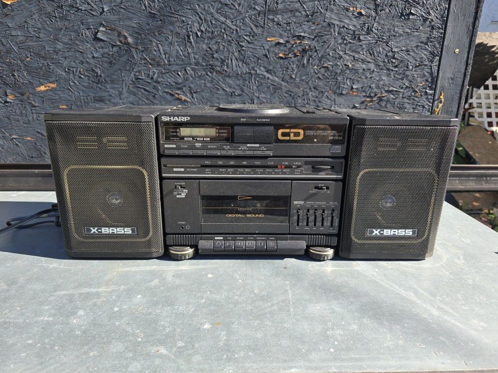 Sharp Vintage Xbass Stereo 