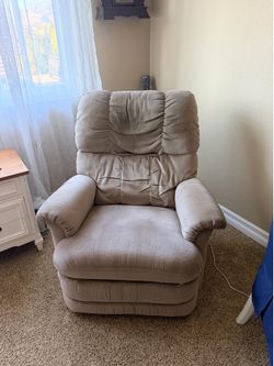 2 Reclining Chairs - FREE