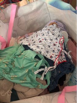 Baby girl clothes 3-6 or 6-9