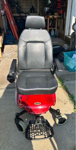 Motorized chair