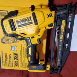 Dewalt Finish Nailer 
