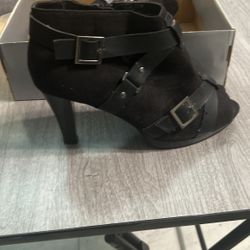Black Ankle Boot (12w)