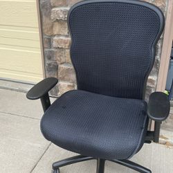 Black Height Adjustable Ergonomics Swivel Chair