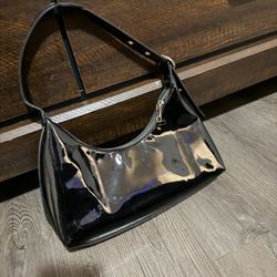 Black purse 