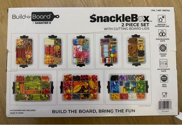 Snacklebox 2 Piece Set with Cutting Board Lids