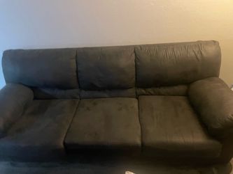 Couch 200