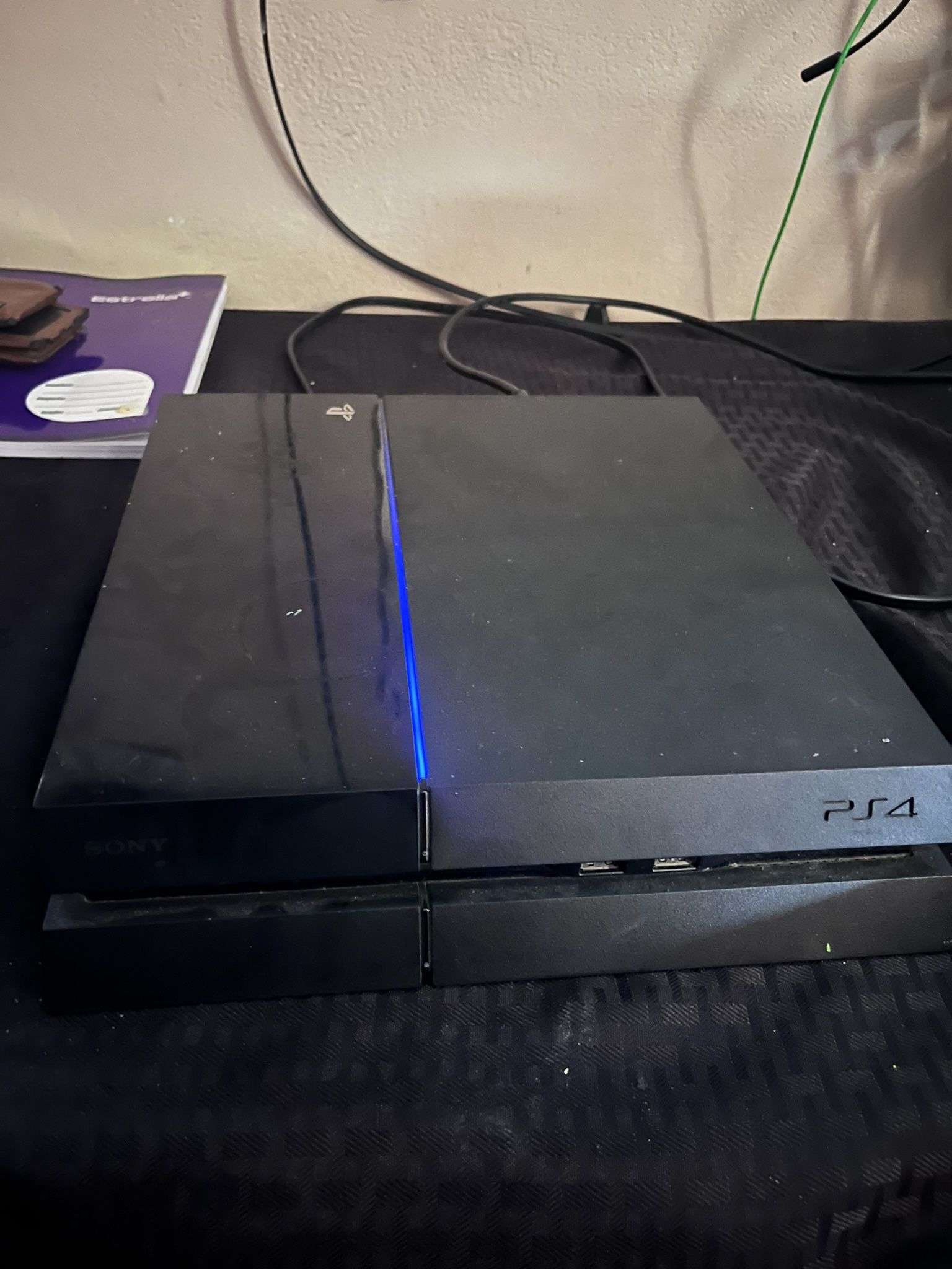 PS4 FOR SALE 