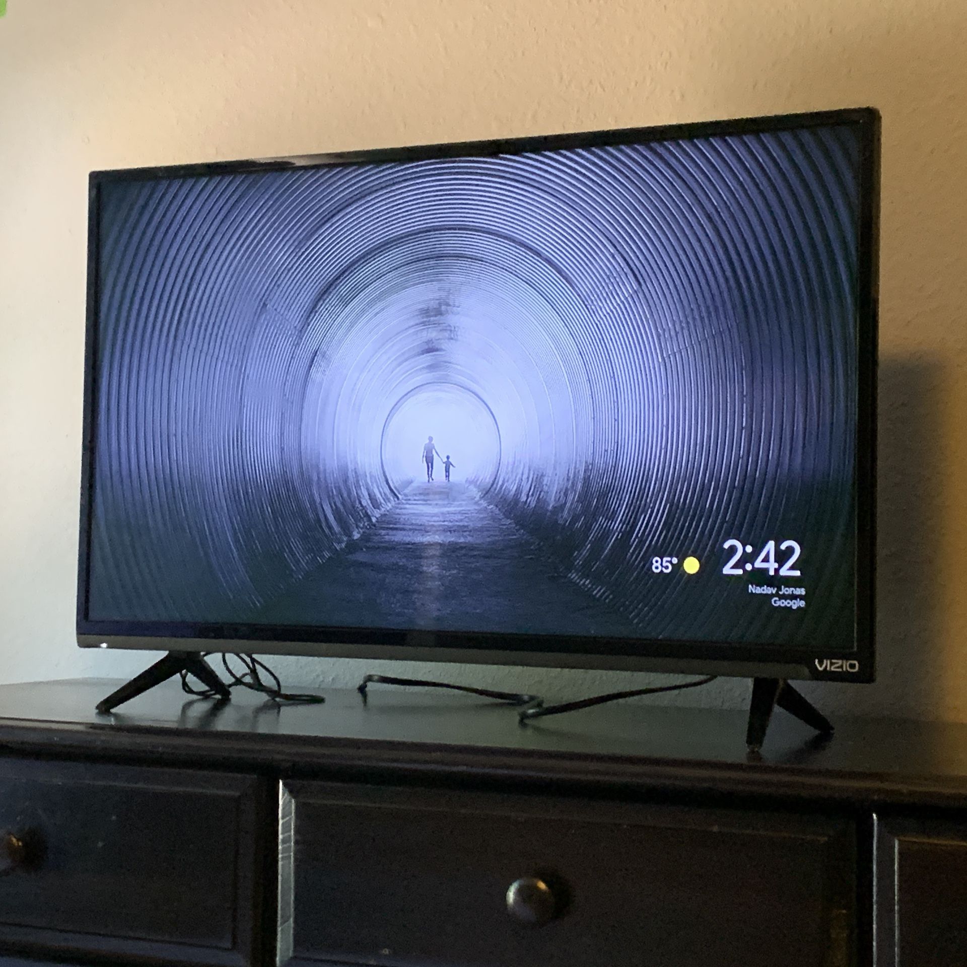 32 inch Vizio HDTV Model E32-C1 With Remote