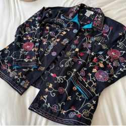 90s Womens Small Crewel Embellished Floral Butterfly embroidered Artsy jacket 100% Cotton Stylish black jacket with colorful floral embroidery. 