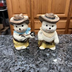 Vintage Cowboy Bears Pair If Salt And Pepper Shakers.  Preowned 