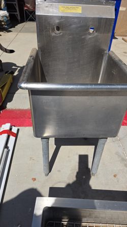 stainless steel sink
