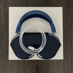 Apple Airpod Maxes