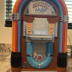 Crosley iJuke Model CR1701A