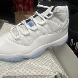 Jordan 11 Legend Blue