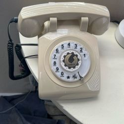 Retro Landline Phone Rotary