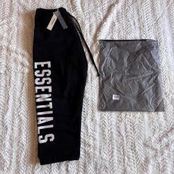 FOG Essentials Sweats | Medium 