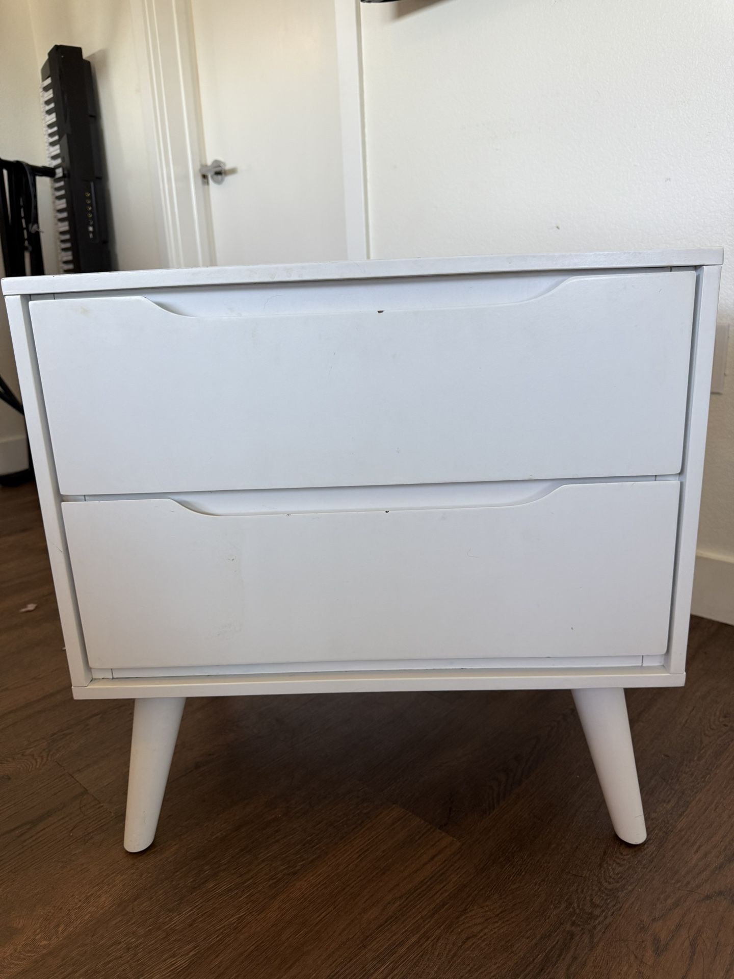 White Nighstand NEED GONE BY 7/4