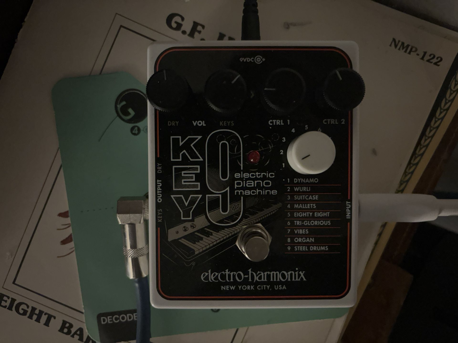 Key9 Electroharmonix effects pedal