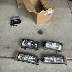 Complete Set Chevy Silverado Cat Eye Headlights 