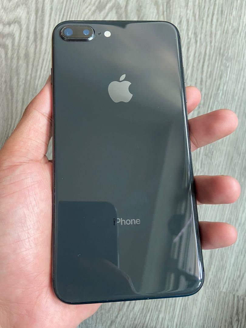 iPhone 8 plus 64GB