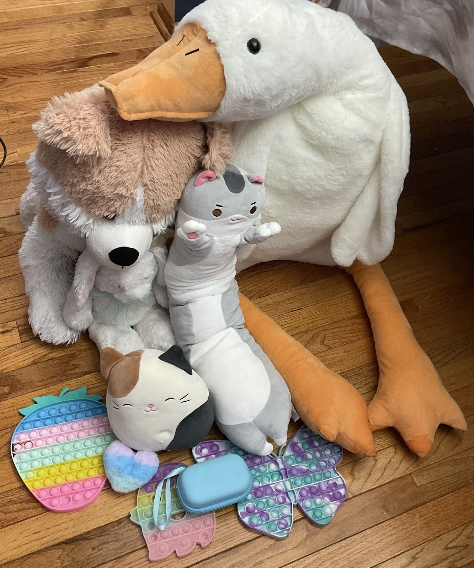 Large Plush Animal & Fidget Toy Bundle - Giant Goose, Cat, Dog Plushies & Pop-Its! :) Firm Price!