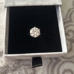 MOISSANITE RING SIZE 6