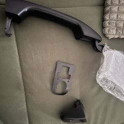 Colorado Door Handle + Cover + Gasket 