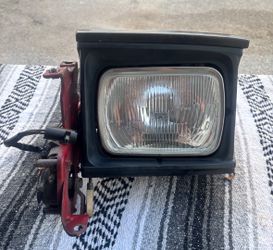 1986 Toyota Corolla AE86 OEM Pop Up Headlight Assembly with Motor