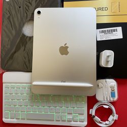 256gb Apple IPad 10th Generation (10.9” Liquid / 2022 model) with pen, keyboard, case & Accessories (warranty 2026) 