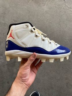 Jordan 11 Retro Rare Air Blue Beige Red Baseball Cleats Size 10