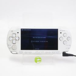 Sony PlayStation Portable PSP PCH-2001 Handheld Console Gaming System White