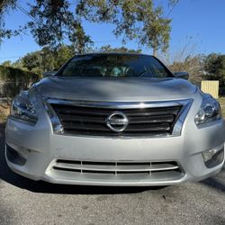 2014 Nissan Altima S Silver Sedan $3,900