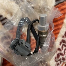 O2 Sensor PART NUMBER :ES20047