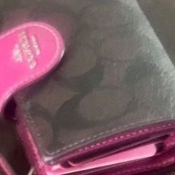 Woman Coach Wallet 