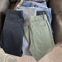 Volcom Quicksilver Vans RVCA Billabong Shorts Pants Size 27 28