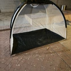 Pop-Up Beach Tent