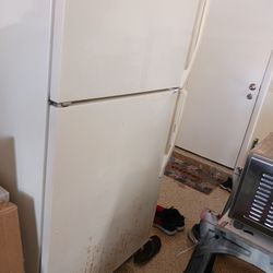 Whirlpool Refrigerator 