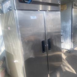 Hoshizaki 2 Door Cooler