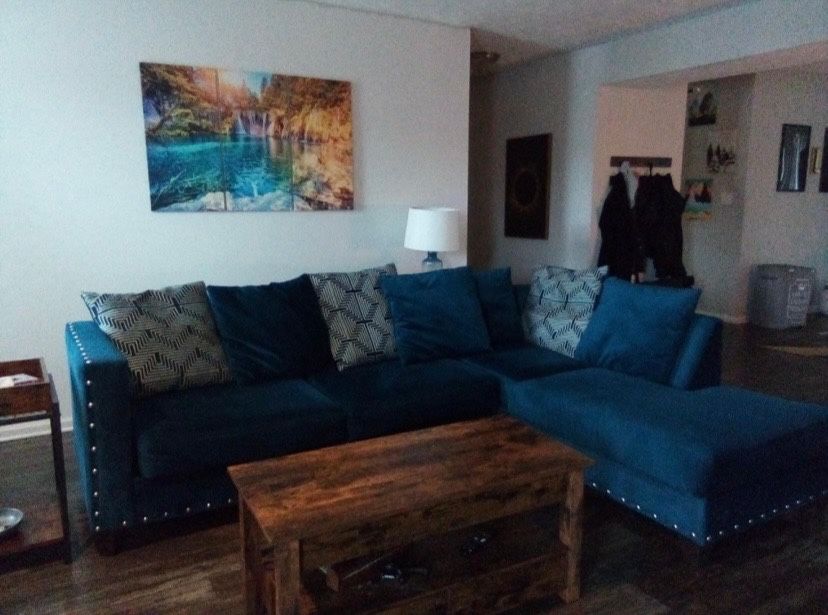 Updated! Couch For Sale - Teal Color - Delivery possible!