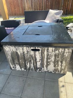 Fire table backyard