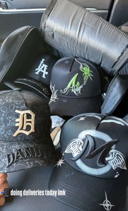 Dandy hats, 31 hats,  el mago