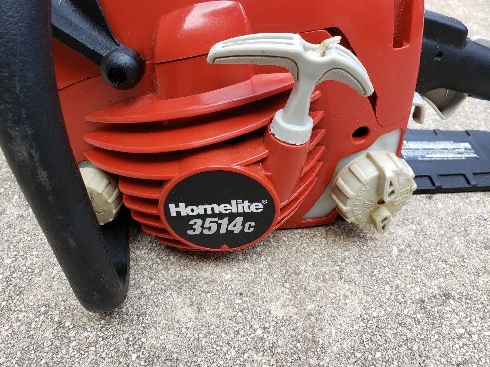 Homelite 3514c Gas Chainsaw (As Is) (IH10/DeZavala) for Sale in San