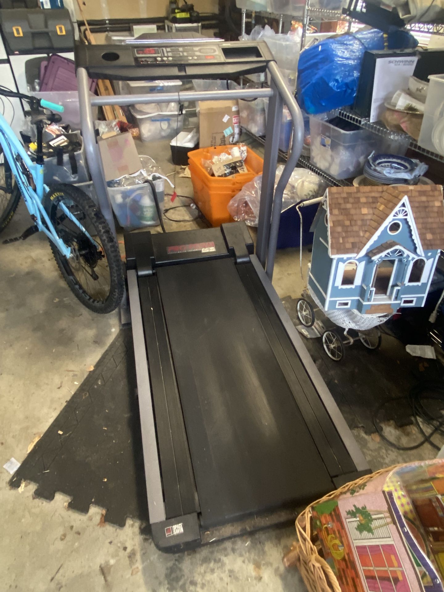ProForm 625ex Wide Deck Treadmill