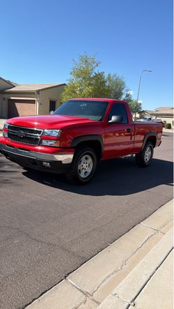 Chevrolet Silverado Regular Cab Pickup Truck