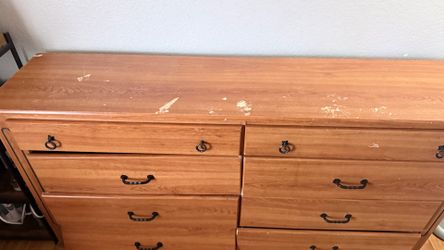 Free dresser