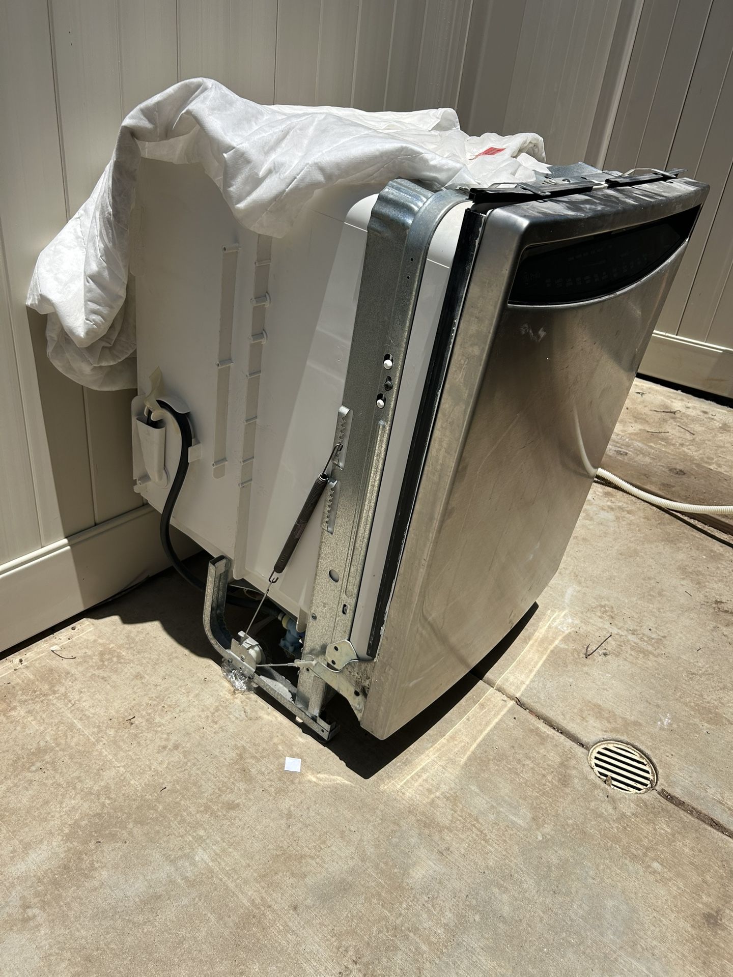 Free Dishwasher