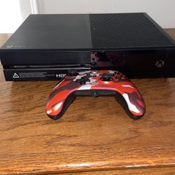 Xbox One With Controller 