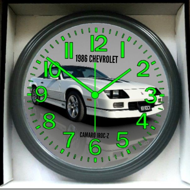 1986 Camaro Iroc Z Glow In The Dark Wall Clock New!