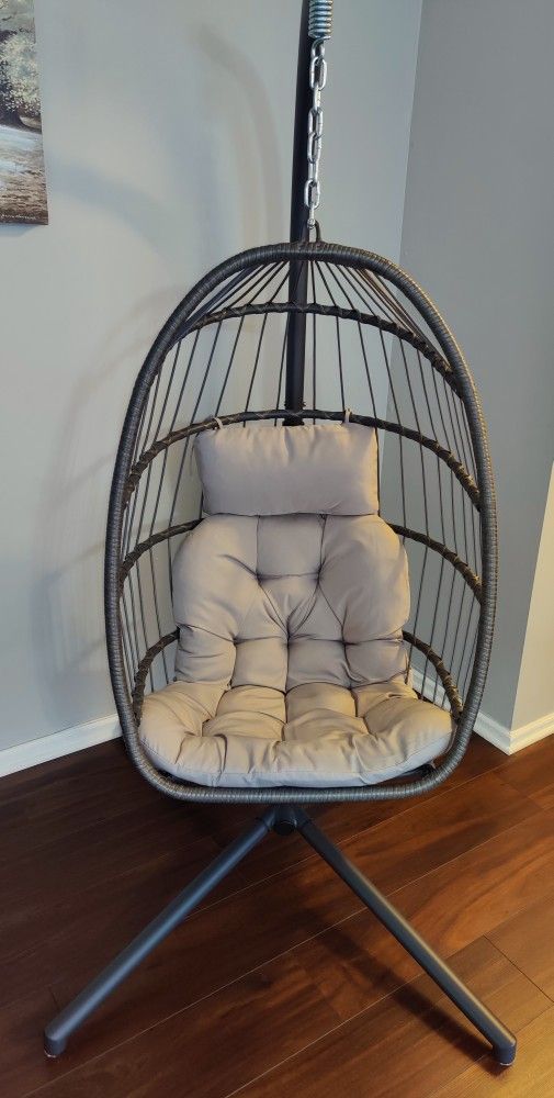 Indoor/Outdoor Porch Swing/Egg Chair