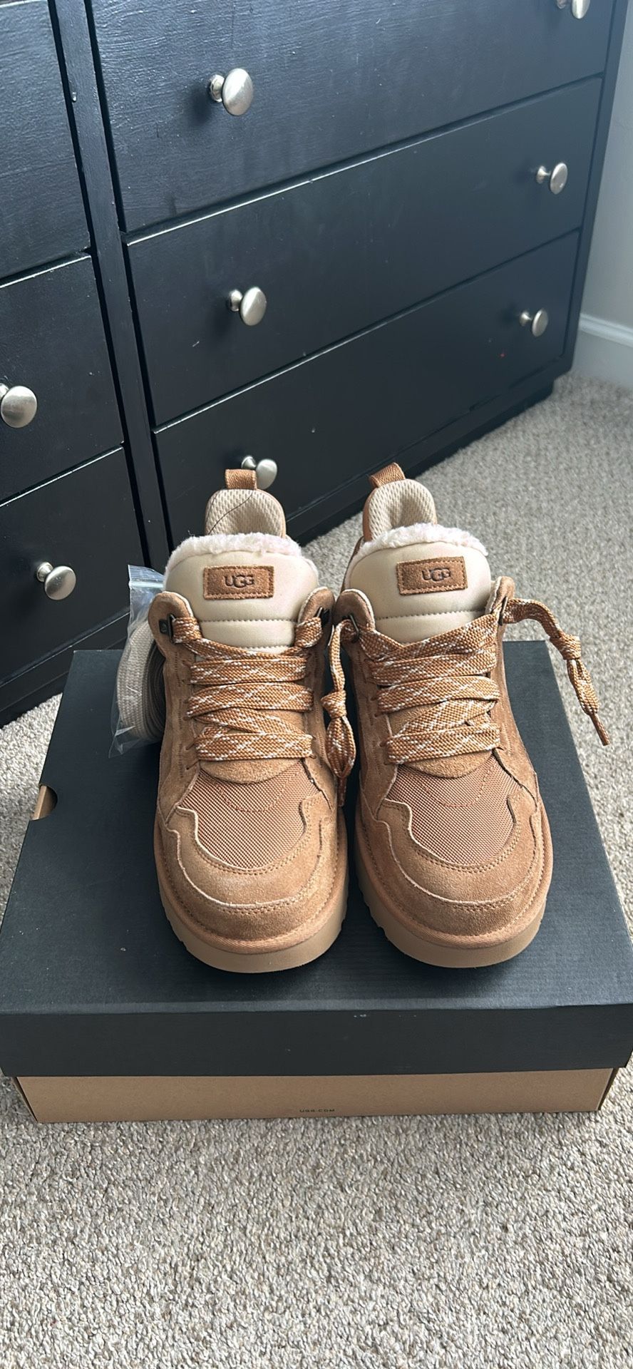 Brand New Ugg Lowmel